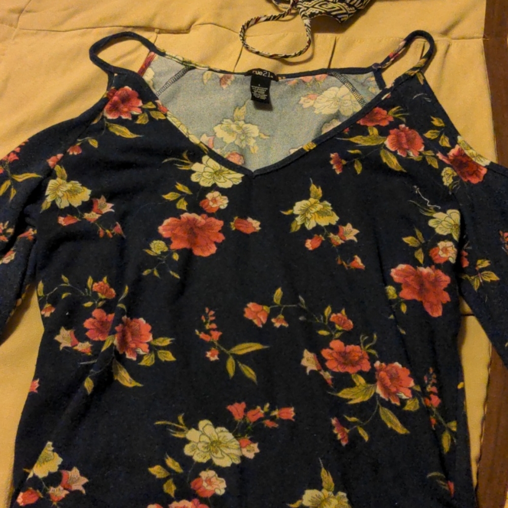 Open shoulder sweater top